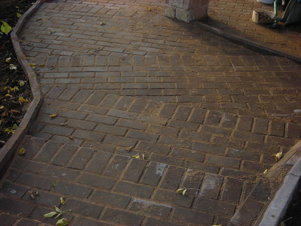 Демонтаж старого основания