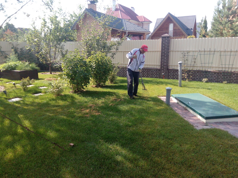 Обслуживание территории